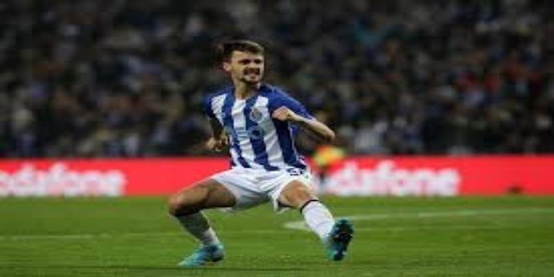 欧联杯首秀：双赢彩票聚焦他的创造力爆发-双赢彩票